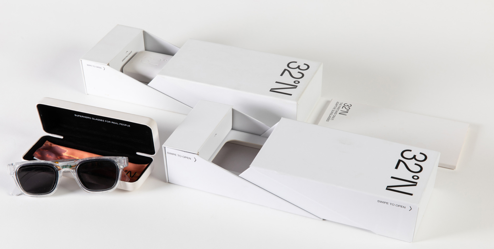 Smart electronic device Package design by Gili BarShay NotFromHere