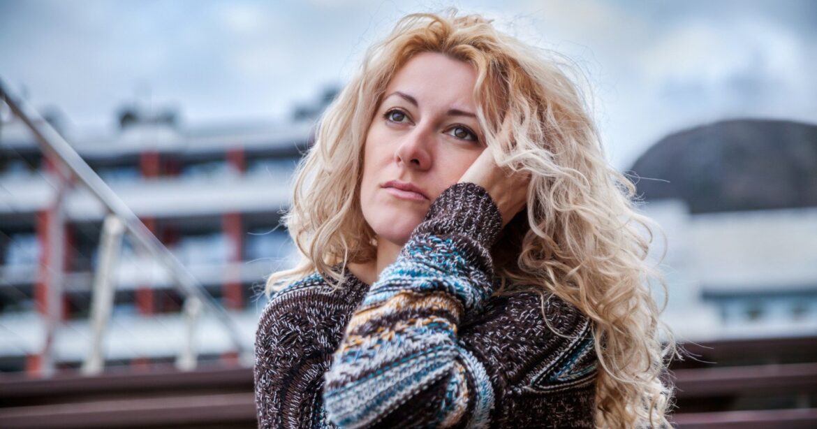 If you’re always feeling on edge, these 8 daily habits could be to blame